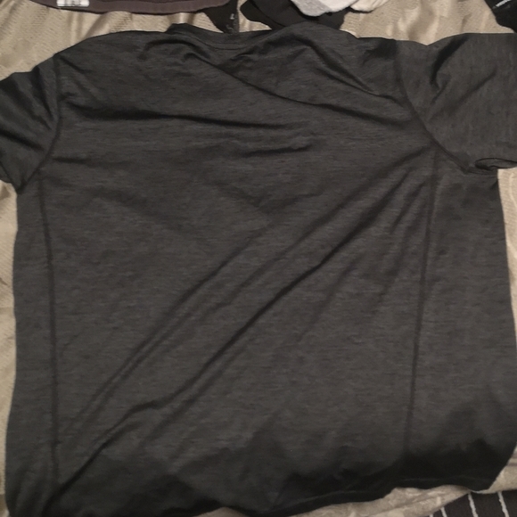 Black Workout Shirt Unknown XL - Picture 2 of 2